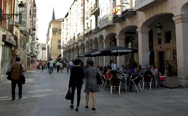 El paro se incrementa en 1.084 personas en octubre, lastrado por agricultura y servicios