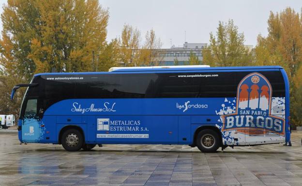 El San Pablo exporta su imagen por toda España sobre ruedas