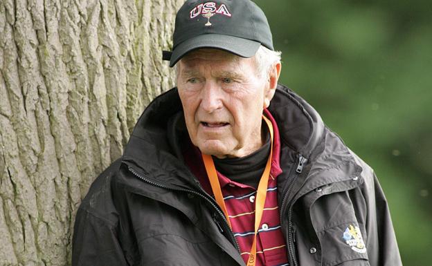 George Bush padre, acusado de tocamientos por una joven