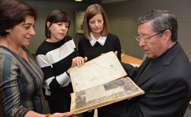 El archivo de la Capilla de los Condestables, a un clic de distancia