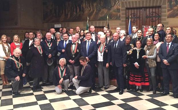 El Manneken Pis de Bruselas se viste de segoviano