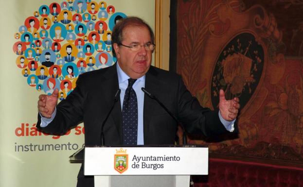 Herrera valora el éxito del Diálogo Social como «elemento de cohesión» en Castilla y León