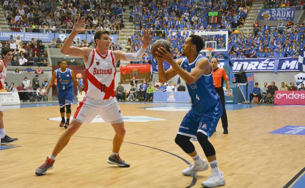 El San Pablo no puede ante un gran Baskonia