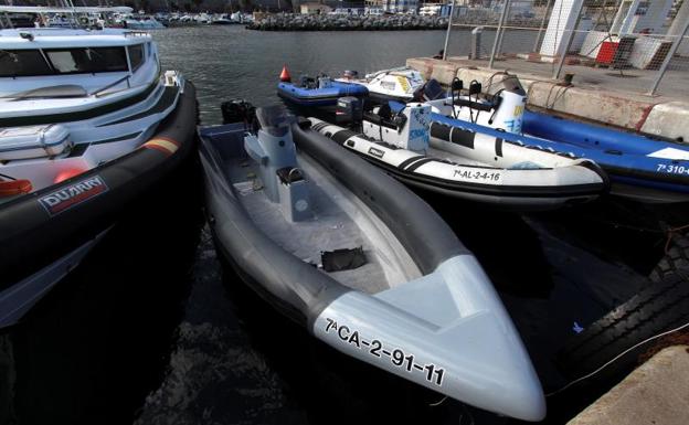 Mueren ahogados tres inmigrantes al volcar su patera frente a Ceuta