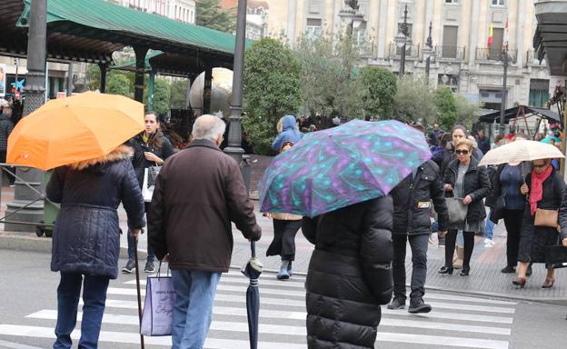 Presencia testimonial de la lluvia en Valladolid