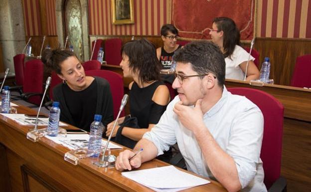 Imagina atribuye al «caos administrativo» la pérdida de 150.000 euros del Cívico de Río Vena