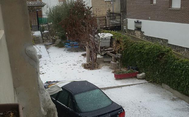 La provincia recibe los primeros copos de nieve