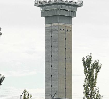 Detenidos dos gendarmes franceses que traficaban con ametralladoras y fusiles