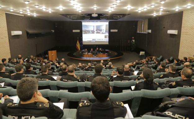 La Universidad Isabel I formará en TIC y e-learning a los docentes de la Escuela Nacional de Policía de Ávila