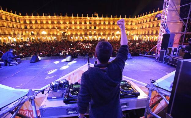 La Nochevieja Universitaria reivindica la Plaza Mayor como único escenario oficial