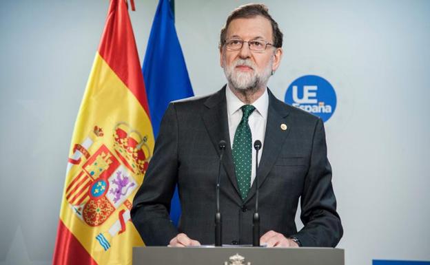 Rajoy apela a la mesura tras el asesinato de Víctor Láinez