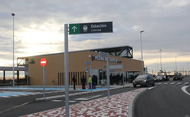 La estación de Medina del Campo comienza a funcionar el lunes como símbolo de un nuevo impulso al Ave