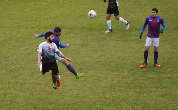 Julio Rico salva la cara del Burgos CF