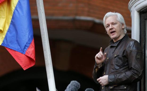 Desaparece la cuenta de Twitter de Julian Assange