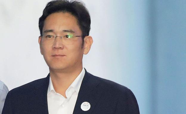 La Fiscalía pide doce años de prisión para el vicepresidente de Samsung por corrupción