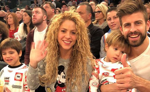 Shakira viaja con su familia a Nueva York para celebrar la Navidad