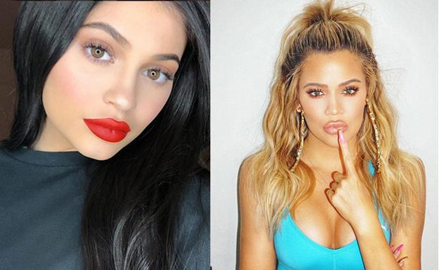 Khloe Kardashian y Kylie Jenner posan juntas y embarazadas por Navidad