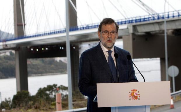 Rajoy señala a Cataluña como «único factor de incertidumbre» en España