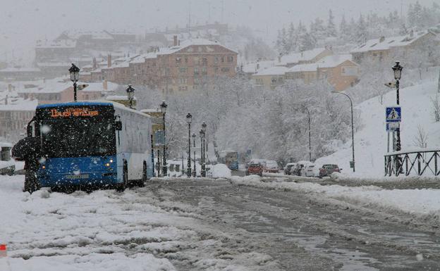 Suspendido el tren regional Madrid-Segovia