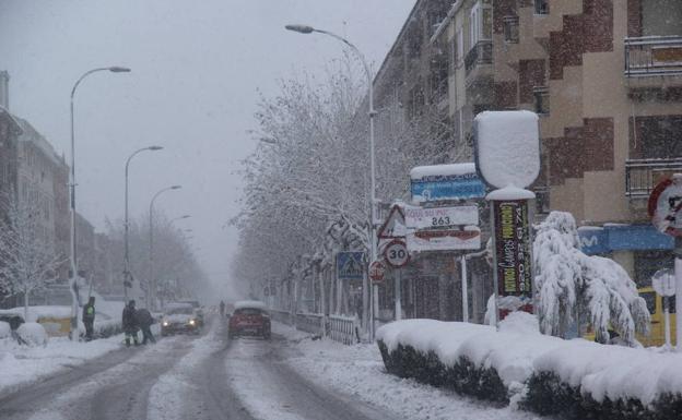 Nueve tramos cerrados y en 19 se precisa cadenas por la nieve en Castilla y León