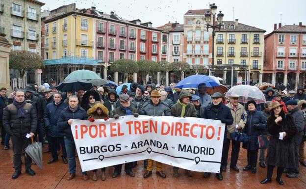 Continúa la movilización por la reapertura del Tren Directo