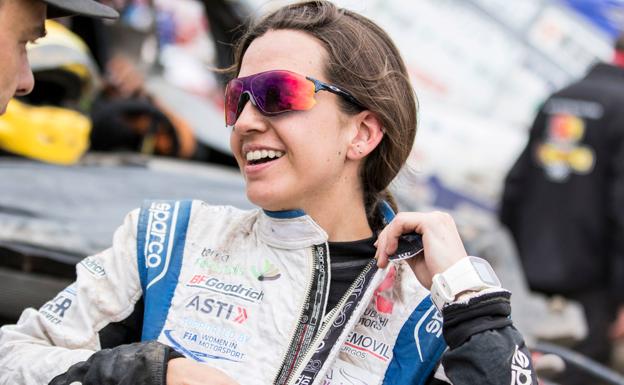 Cristina Gutiérrez sigue haciendo historia, completando su segundo Dakar