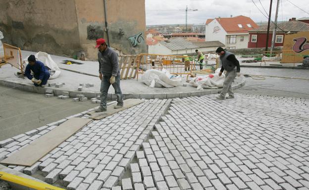 3.809 trabajadores extranjeros más en Castilla y León