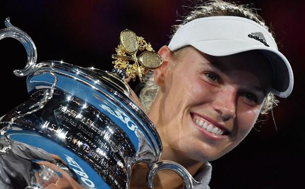 Wozniacki conquista su primer ‘grande’ en Australia