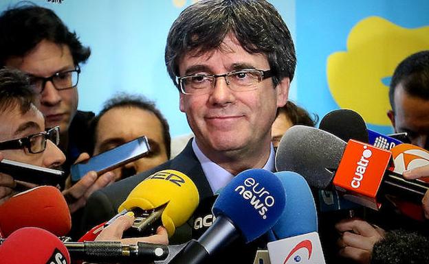 El Constitucional rechaza anular las medidas exigidas para la investidura de Puigdemont