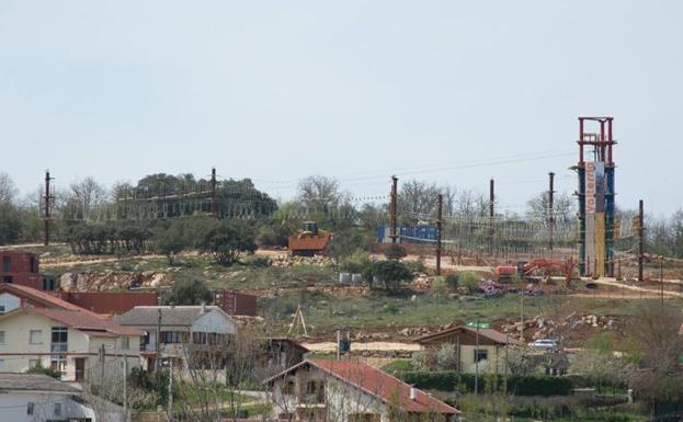 Las obras del Parque Multiaventura de Valdeporres afrontan su recta final