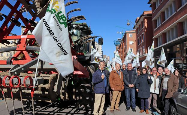 La Alianza UPA-COAG denuncia la matriculación «innecesaria» de aperos