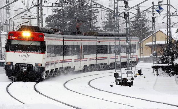 La nieve en la provincia de Palencia obliga a Renfe a cancelar seis servicios de tren