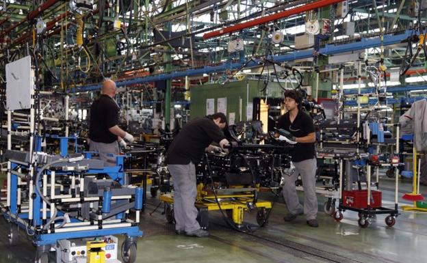 Nissan Ávila recurre a contrataciones temporales por un incremento de producción