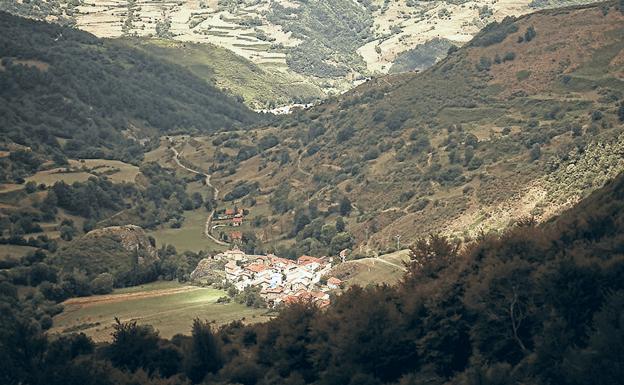 Entre hórreos y gigantes