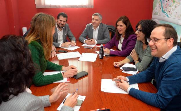 Castilla y León hace frente común con La Rioja para defencer la Alta Velocidad Cantábrico-Mediterránea