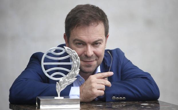 Javier Sierra presenta mañana 'El fuego invisible' en el MEH