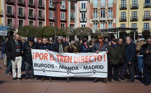 La reivindicación por la reapertura del Directo rergesa a la Plaza Mayor un sábado más