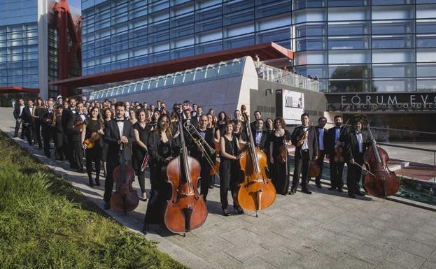 Gómez reclama a la Junta que apoye a la Orquesta Sinfónica de Burgos y popularice la OSCyL