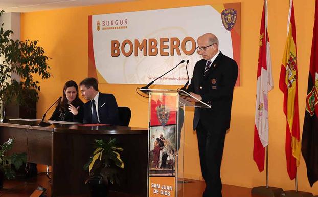 Los bomberos celebran su patrón con reconocimientos a una trayectoria