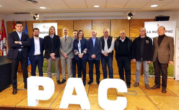 Partidos políticos y organizaciones agrarias se unen para defender el campo de Castilla y León