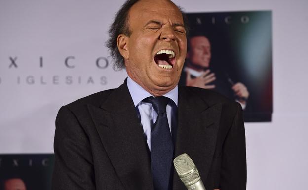 Julio Iglesias vende su casa de Marbella