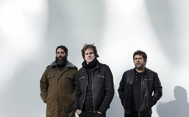 El grupo 'Nudo Zurdo' trae su música a 'Los Jueves Acústicos' del MEH