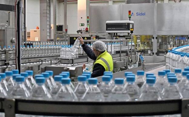 La plantilla de la fábrica de Bezoya en Ortigosa aumentará un 15% en dos años