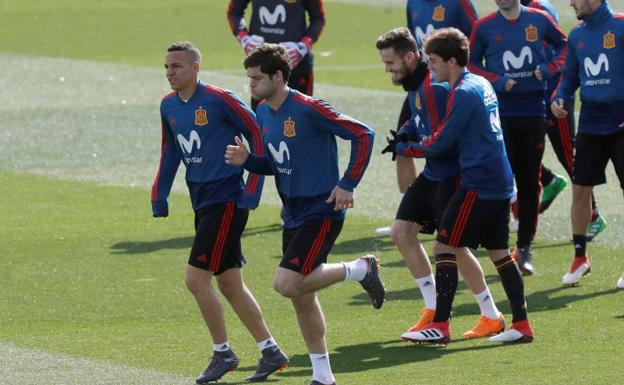 Marcos Alonso y Rodri coinciden: «La absoluta es un premio al trabajo»