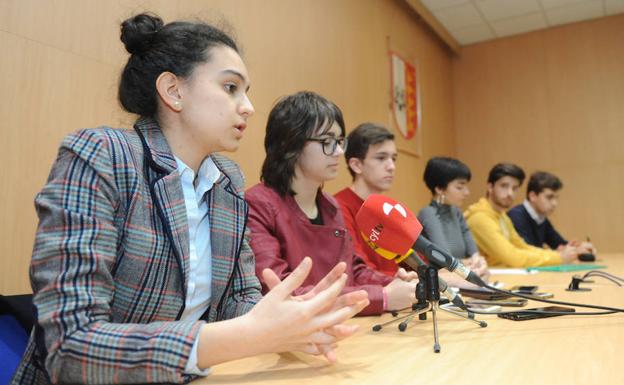 Los estudiantes de Bachillerato piden que se piense en el futuro