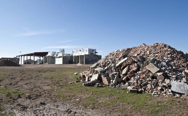 A partir del 1 de abril se intensificarán los controles de los transportes de residuos de construcción y demolición