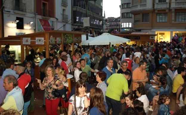 Los hosteleros pagarán por las casetas de la Feria de Tapas