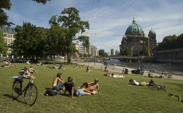 Berlín recauda un millón de euros para cubrir la ciudad de árboles