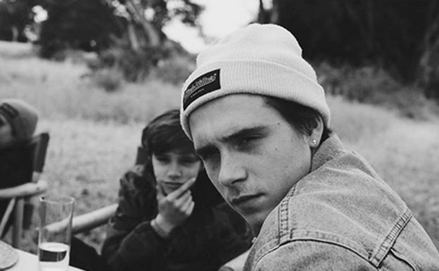 Brooklyn Beckham cambia de pareja