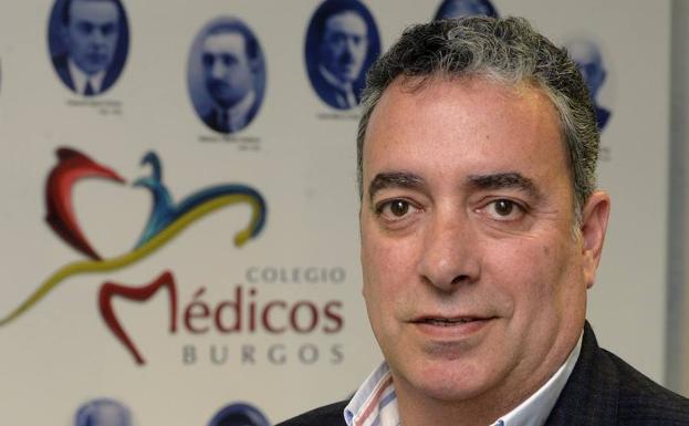 Joaquín Fernández de Valderrama revalida su cargo al frente del Colegio de Médicos de Burgos